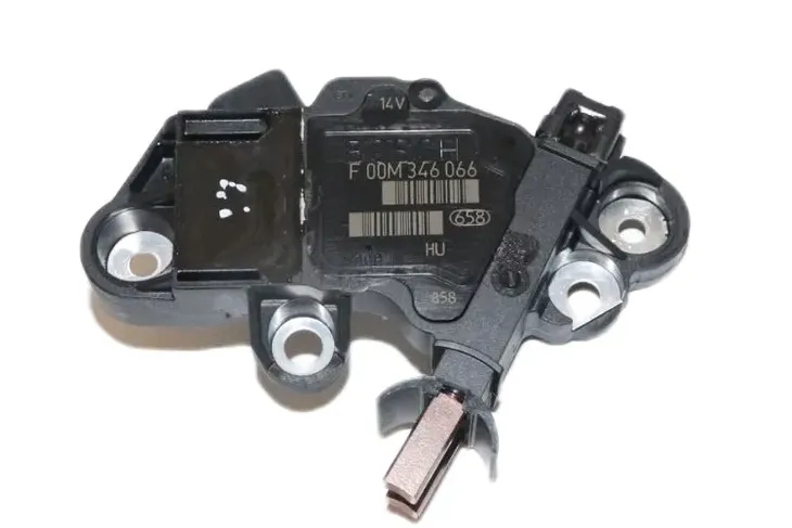 ast-regulator-napiecia-alternatora-bosch-stan-nowy