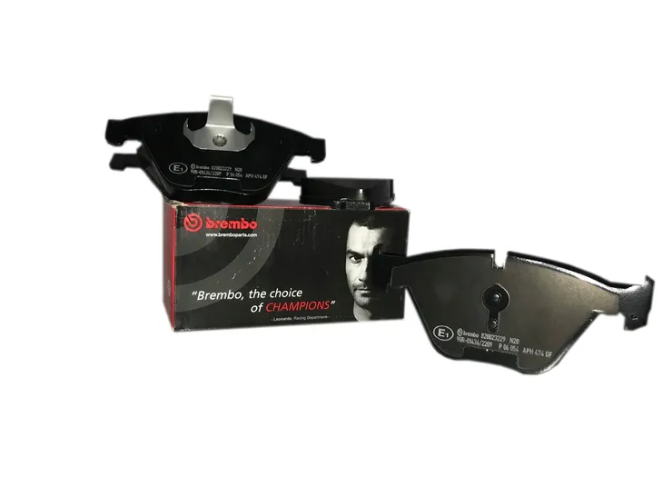 brembo-klocki-hamulcowe-dodge-challenger-jakosc-czesci-zgodnie-z-gvo-q-oryginal-z-logo-producenta-czesci-oem-oes