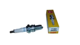 swieca-ngk-zaplonowa-dr8ea-7162-yamaha-kawasaki