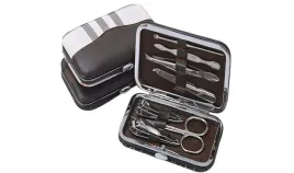 zestaw-do-manicure-pedicure-przybornik-do-paznokci-8w1-prezent