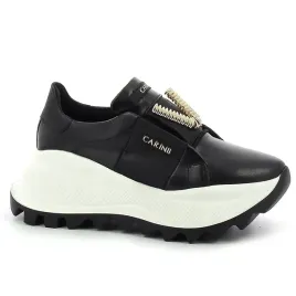 czarne-sneakersy-skorzane-carinii-b8149-e50-r-36