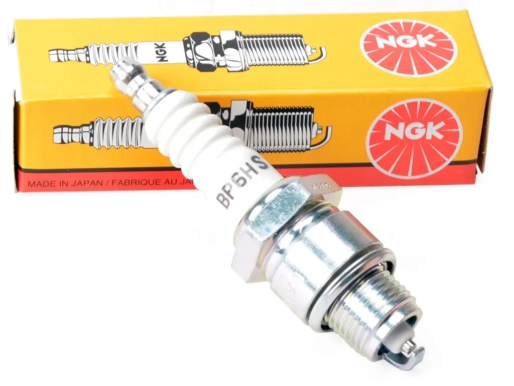swieca-zaplonowa-ngk-bp6hs-wacker