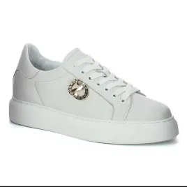 biale-sneakersy-carinii-b9485-damskie-na-platformie-skora