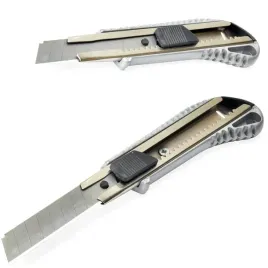 noz-do-tapet-metalowy-uniwersalny-nozyk-lamany-18