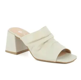 bezowe-klapki-carinii-b6453-491-modne-eleganckie-slupek-skora-r-38