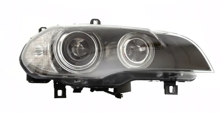reflektor-magneti-marelli-710815023006-strona-zabudowy-prawa