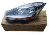 reflektor-tyc-20-11256-05-2-jakosc-czesci-zgodnie-z-gvo-q-oryginal-z-logo-producenta-czesci-oem-oes