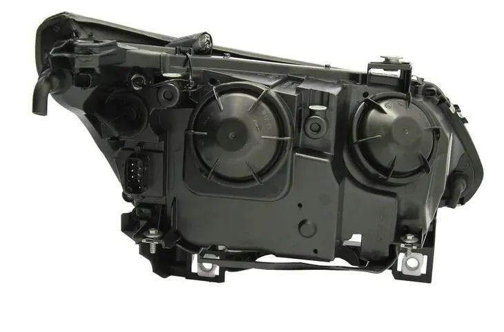 reflektor-tyc-20-0938-05-9-jakosc-czesci-zgodnie-z-gvo-q-oryginal-z-logo-producenta-czesci-oem-oes