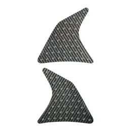 uniwersalny-tank-grip-naklejka-na-bak-onedesign-bumps1p-wzor-carbon