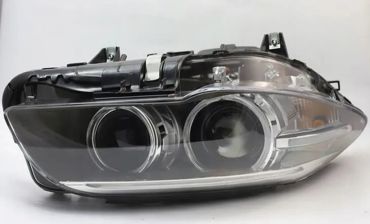 reflektor-hella-1el-011-087-721-numer-katalogowy-oryginalu-bmw-brilliance-63-11-7-343-912