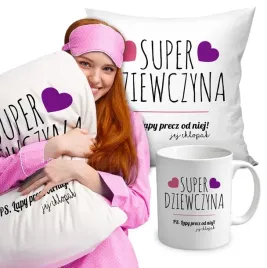 prezent-dla-dziewczyny-na-walentynki-zestaw-poduszka-kubek-super-dziewczyna