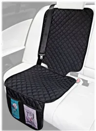 mata-ochronna-pod-fotelik-samochodowy-oslona-fotel