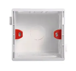 puszka-elektryczna-kwadratowa-montaz-podtynkowy-gniazdko-wlacznik-86mm