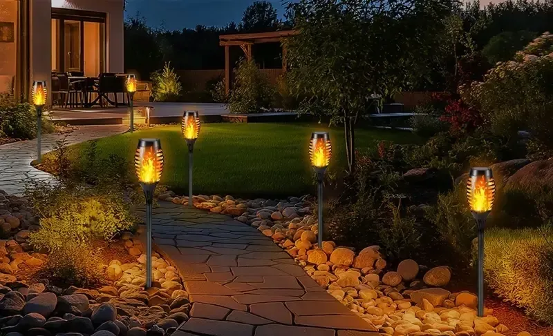 lampa-solarna-pochodnia-lampki-solarne-do-ogrodu-ogrodowe-led