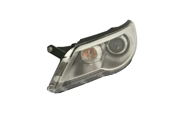 reflektor-hella-1zs-009-549-211-rodzaj-swiatel-mijania-tradycyjne-halogenowe