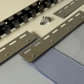 kurtyna-paskowa-o-wymiarach-s-325cm-x-h-340cm-pasy-pcv-300x3-mm