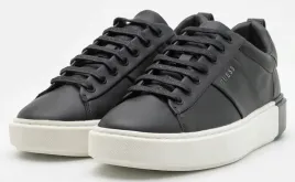 sneakersy-meskie-ze-skory-czarne-guess-vice-r-42-gu3f