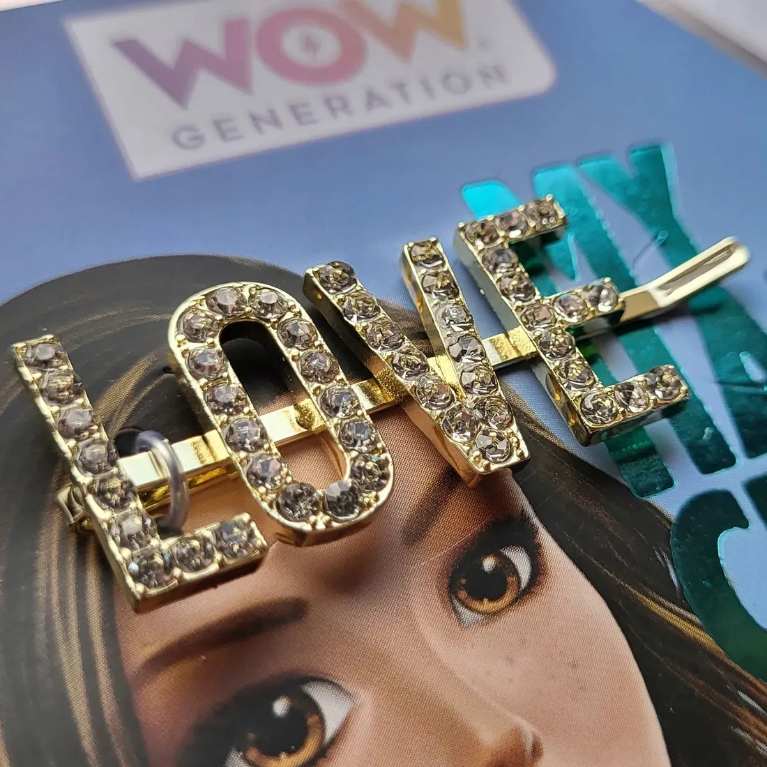 wow-spinka-do-wlosow-blyszczaca
