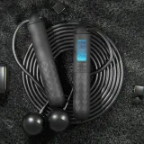 skakanka-z-kulkami-obciazeniem-licznik-lcd-led-regulacja-280cm-crossfit-fit-cechy-dodatkowe-licznik-kalorii-licznik-skokow-lozyska-w-uchwytach-regulowana-dlugosc