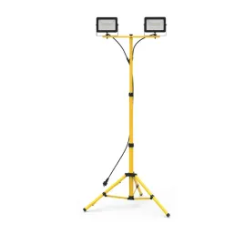 naswietlacz-led-na-statywie-2x50w-regulowana-wysokosc