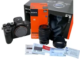 aparat-sony-a7r-iv-ilce-7rm4a-q-obiektyw-sony-fe-24-70-mm-f-4-za-oss