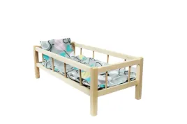 lozeczko-duze-dla-lalek-z-posciela-z-naturalnego-drewna-produkt-polski