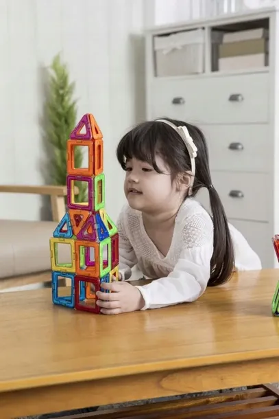 magformers-14-el-30693-bohater-brak