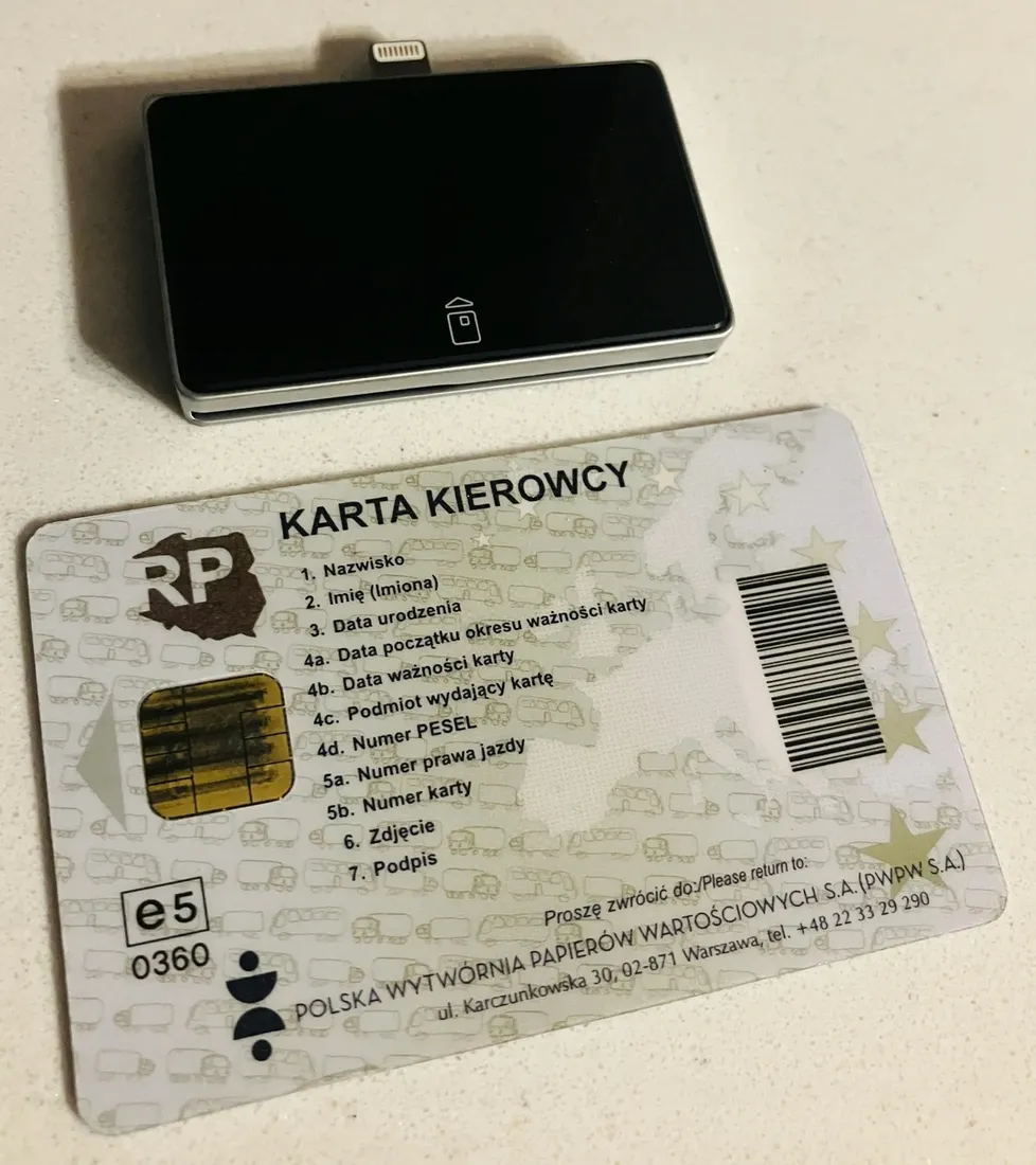 czytnik-karty-kierowcy-do-iphone-ios