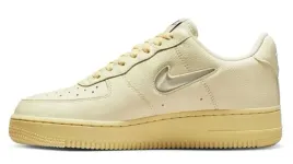 buty-nike-wmns-air-force-do9456-100-r-36