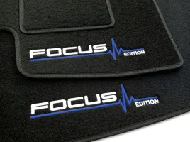 dywaniki-welurowe-ford-focus-mk1-1998-2004-5d-haft