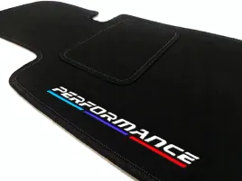 dywaniki-welurowe-do-bmw-1-e87-2004-2013-haft