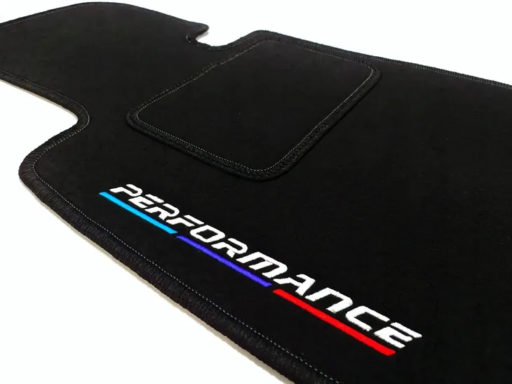 dywaniki-welurowe-bmw-6-e63-e64-2003-10-haft
