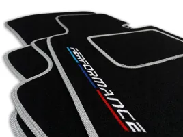 dywaniki-welurowe-do-bmw-1-e87-2004-2013-haft