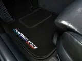 dywaniki-bezowe-do-bmw-7-e65-e66-2001-08-haft-stan-nowy-liczba-elementow-komplety