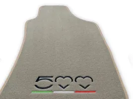 dywaniki-welurowe-extra-fiat-500-bez-komplet-haft