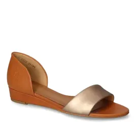 sandaly-damskie-na-koturnie-maciejka-01971-68-rude-zloto-skora-r-36