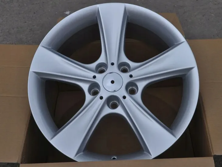 felgi-18-5x120-bmw-5-e39-e60-e61-6-e63-7-e65-e66-styling-128-wykonczenie-si-srebrne