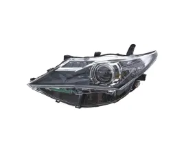 lampa-przednia-do-toyota-auris-e18-2013-2015-8117002j60-lewa