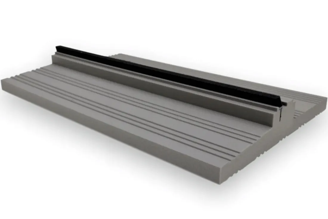 cieply-parapet-xps-termo-deceuninck-eforte-stan-nowy