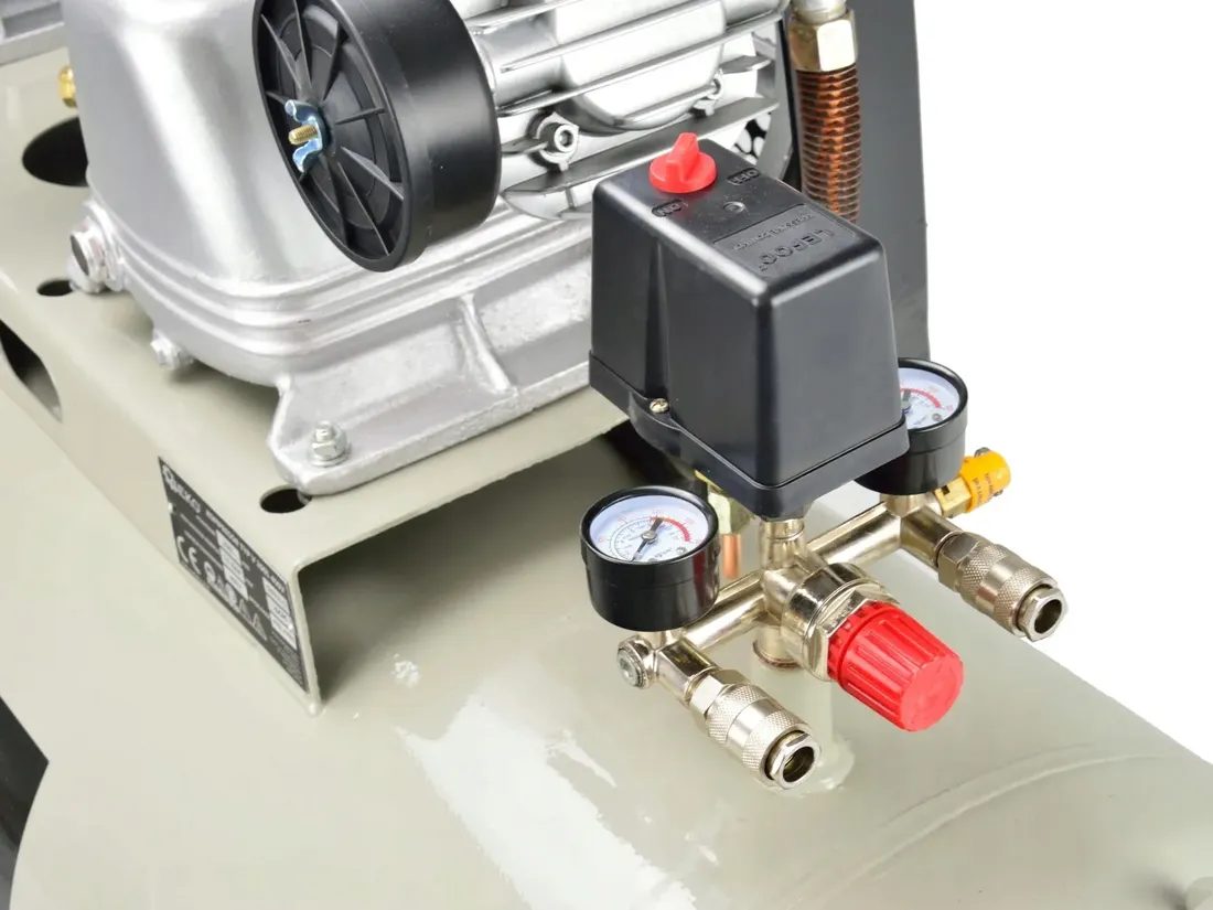 kompresor-typ-v-200l-400v-1-stan-nowy