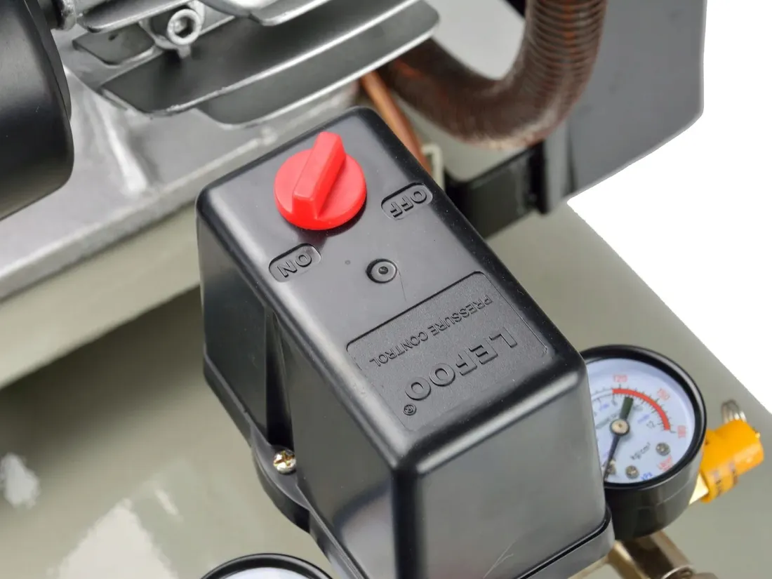 kompresor-typ-v-200l-400v-1