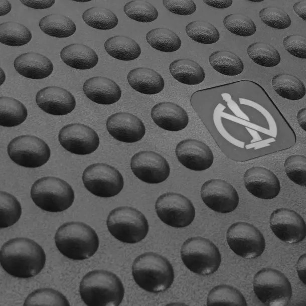 podnozek-biurowy-torin-czarny-informacje-dodatkowe-gumowe-nozki-powierzchnia-antyposlizgowa-regulacja-kata-nachylenia-regulacja-wysokosci