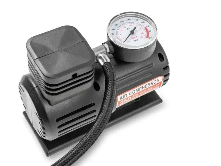 geko-kompresor-samochodowy-mini-12v-g01115-stan-nowy-waga-z-opakowaniem-0-6-kg