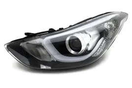 hyundai-elantra-2014-reflektor-led-lewy-nowy