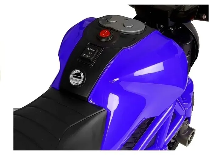 motor-na-akumulator-gtm1188-niebieski-predkosc-maksymalna-3-km-h