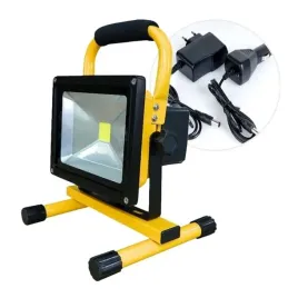 reflektor-led-volteno-10w-akum-przenosny