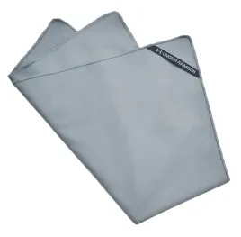 recznik-szybkoschnacy-under-armour-performance-towel-40-x-70cm-szary