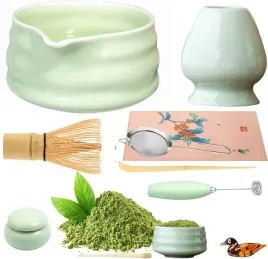bambusowy-zestaw-prezentowy-do-herbaty-matchy-chashaku-trzepaczka-lyzka