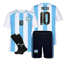 messi-argentyna-komplet-koszulka-spodenki-getry-rozmiar-116