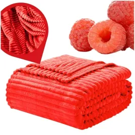 walentynki-koc-wytlaczany-paski-czerowny-200x220-cm-na-lozko-narzuta-duza